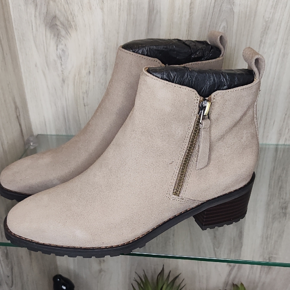 BLONDO Samara Mushroom Leather Bootie In Mushroom Women's 6.5 New In Box